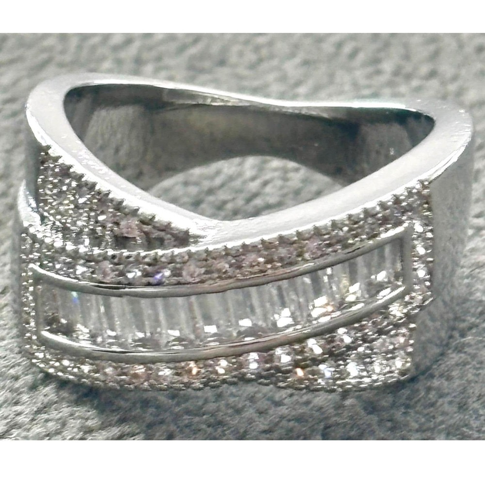 Ring Silver Tone Cubic Zirconia Baguette Crossover Statement Style New 8